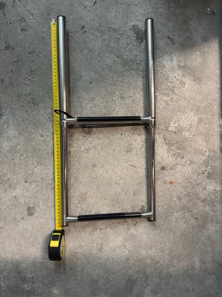 Escalera telescópica para barco