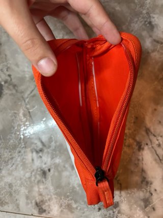 Estuche Nike Naranja