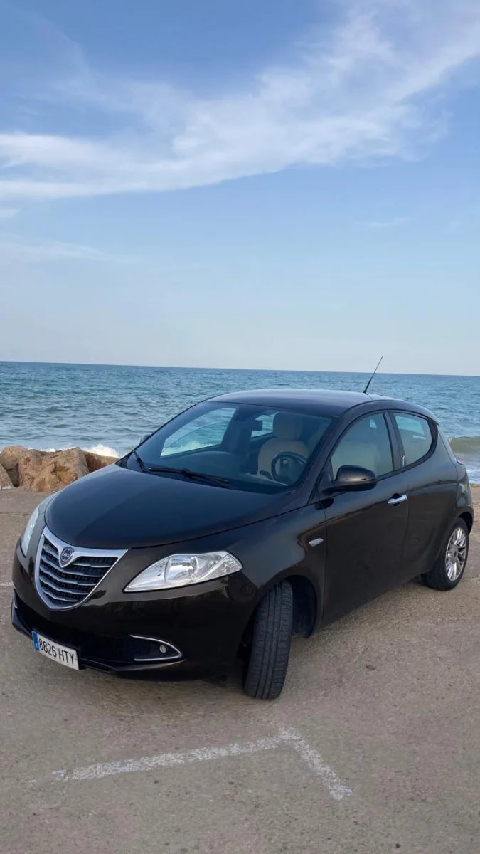 Lancia Ypsilon 2013 - foto 1
