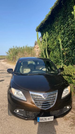 Lancia Ypsilon 2013