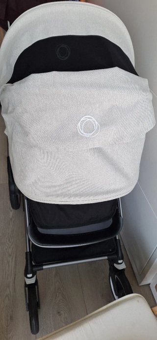 Carrito Bugaboo Fox 3 comprado año 2023
