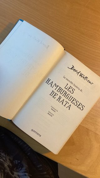 La Increïble Història de Les Hamburgueses de Rata