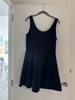 Vestido negro corto