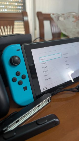 Nintendo Switch V2 + Ring Fit + Animal Crossing