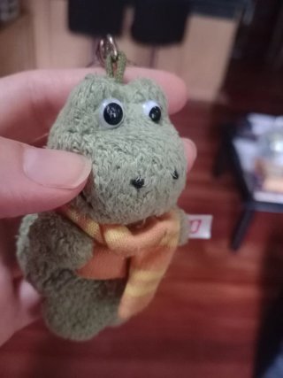 Llavero Rana Verde con Bufanda