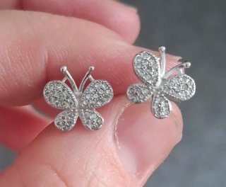 Pendientes de plata con mariposas