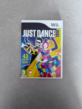 Nintendo Wii + 4 mandos + 3 Nunchuk + juegos