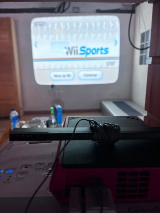 Nintendo Wii + 4 mandos + 3 Nunchuk + juegos