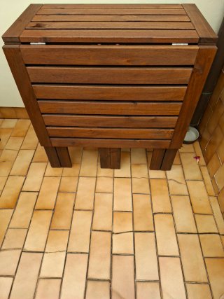Tavolo pieghevole in legno Ikea