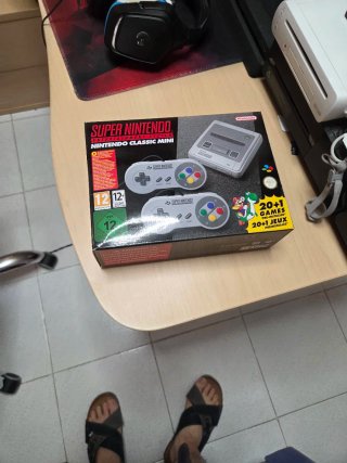 Super Nintendo Classic Mini SNES