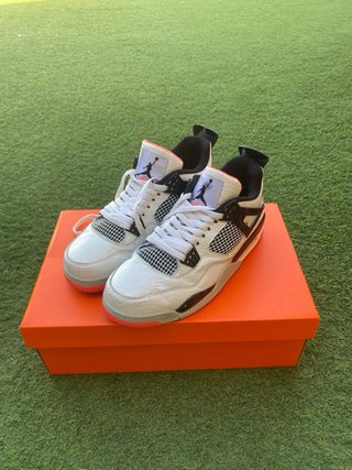 Zapatillas Jordan Blancas y Rojas T44