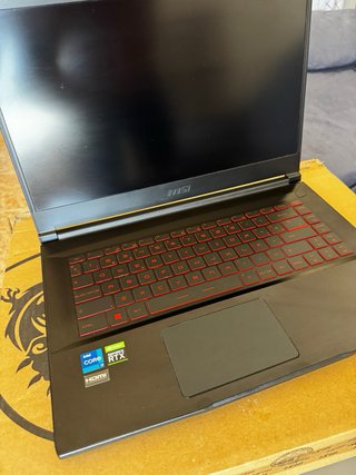 MSI GF63 Thin | i7-11800H | RTX3050 | 16GB