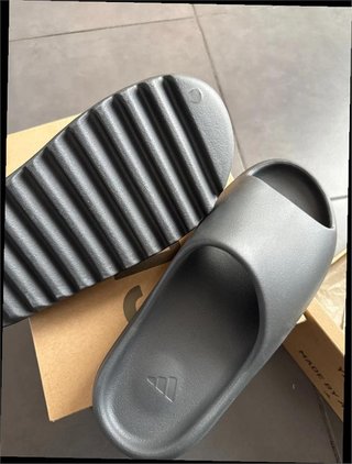 Adidas Yeezy Slide Granite Talla 43