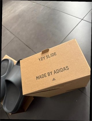 Adidas Yeezy Slide Granite Talla 43