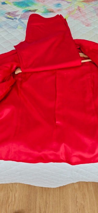 Traje pantalón rojo Michel Kors Talla 48