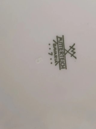 Zuppiera vintage porcellana bianca