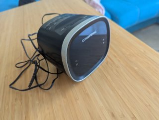 Radio despertador Grundig SCN130