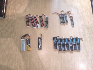 FlySky FS-i6 + Gafas Eachine EV800DM + 3 Drones