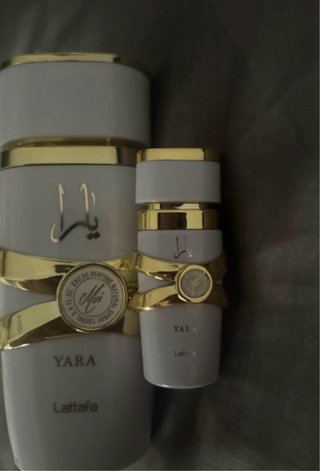 Lattafa Yara Blanco y Dorado