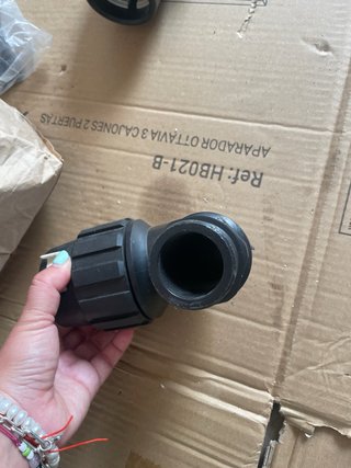 Codo Poliuretano HB021-B