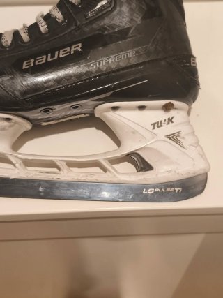 Pattini da hockey su ghiaccio Bauer Mach