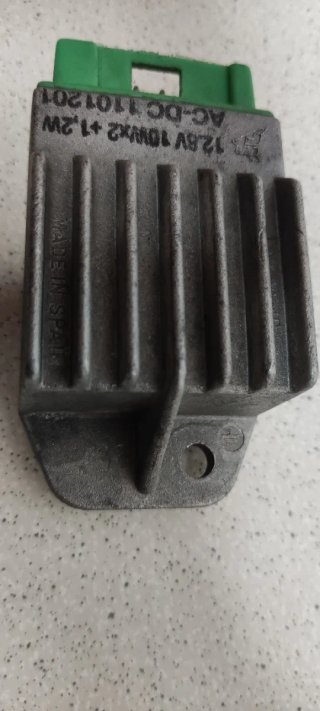 Regulador Corriente Derbi Atlantis 12V