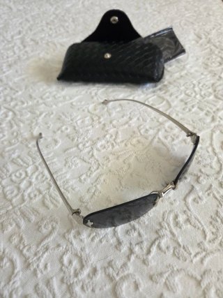 Gafas de sol con funda