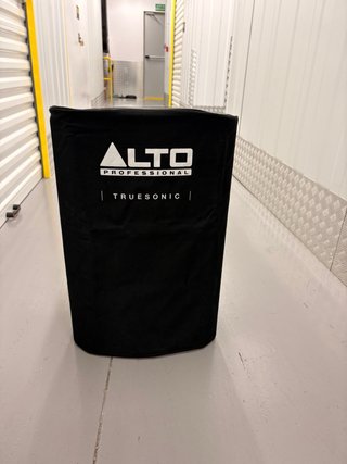 Altavoz Alto TS415 2500W con funda