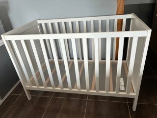 Cuna Ikea Blanca con colchon