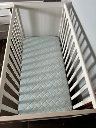 Cuna Ikea Blanca con colchon
