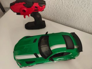 Coche radiocontrol Mercedes Verde