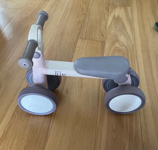 Bicicleta de equilibrio para niños