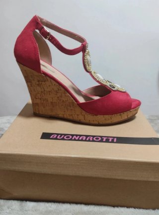 Sandalias Buonarroti Mujer Tacon Cuña Dorado Rojo