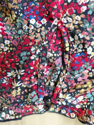 Blusa de seda floral mujer