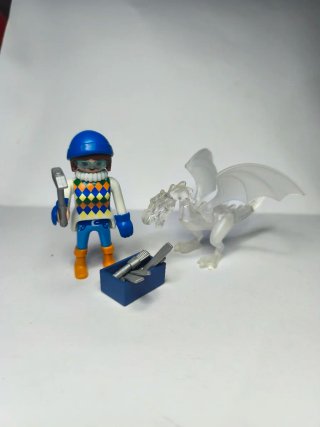 Lote Playmobil: Figura y Dragón