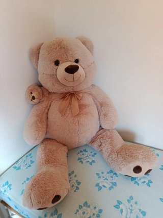Oso de peluche grande con bebé