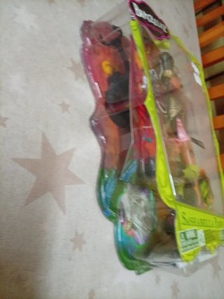 Muñeca Bratzillaz Sashabella Paws