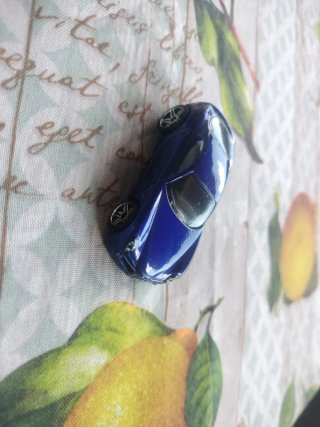 Hot Wheels Alfa Romeo 8C Competizione Blu 1:64