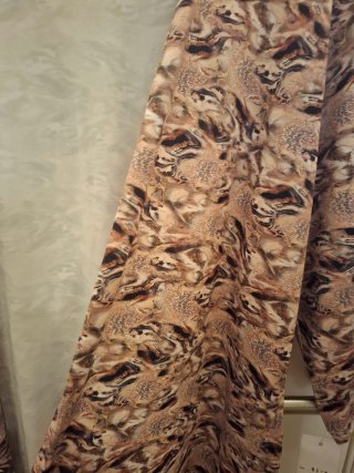 Kimono estampado beige y marrón