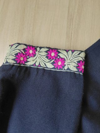 Chaqueta bordada flores mujer