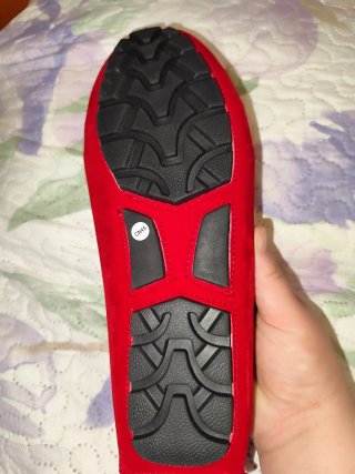 Mocasines ante rojos hebilla dorada talla 45