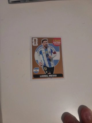 Cromos Messi extra stiker y messi Panini Mundial 2