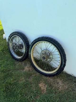 Ruedas Derbi Senda Taco Pareja cromadas