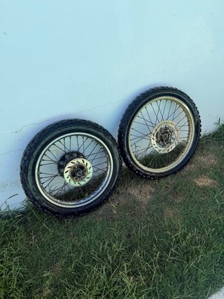 Ruedas Derbi Senda Taco Pareja cromadas
