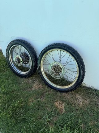 Ruedas Derbi Senda Taco Pareja cromadas