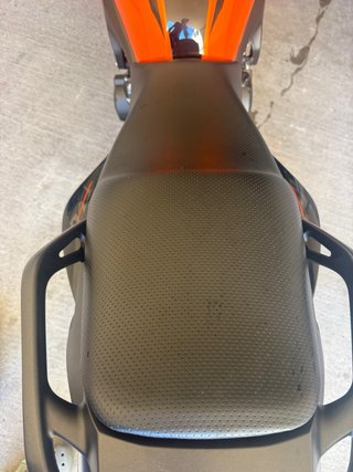 Yamaha FZ6 N Naranja y Negra