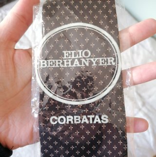 Regalo 50/75€ corbatas seda con compras
