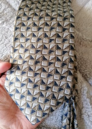 Regalo 50/75€ corbatas seda con compras