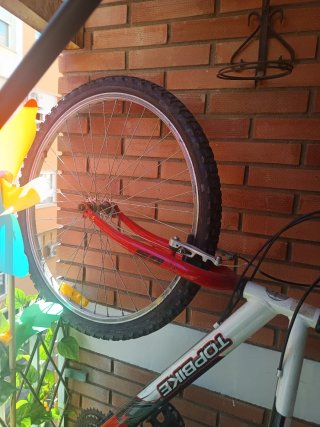 Bicicleta TOPBIKE Roja y Blanca