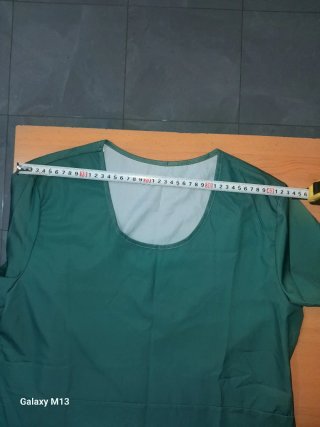 2 Blusas Verdes y Blancas a estrenar